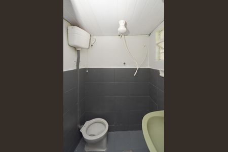 Banheiro de casa para alugar com 1 quarto, 20m² em Paraíso, Belo Horizonte