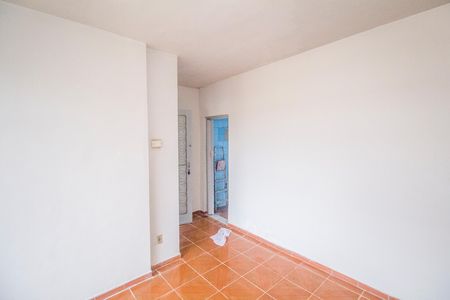 Sala de apartamento para alugar com 3 quartos, 50m² em Realengo, Rio de Janeiro