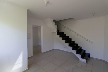 Sala de casa para alugar com 2 quartos, 80m² em Ponte Rasa, São Paulo