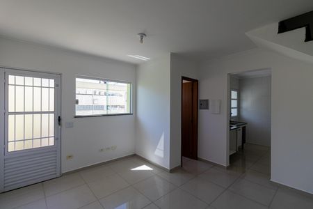 Sala de casa para alugar com 2 quartos, 80m² em Ponte Rasa, São Paulo
