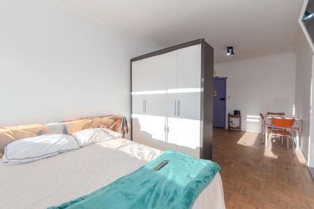 Quarto de kitnet/studio para alugar com 1 quarto, 37m² em Centro Histórico de São Paulo, São Paulo