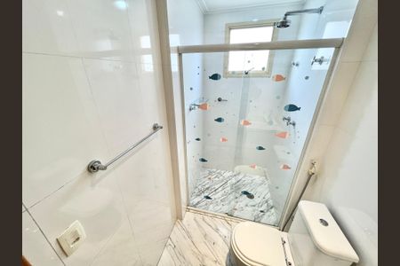 Apartamento à venda com 127m², 3 quartos e 3 vagasBanheiro da Suíte 2