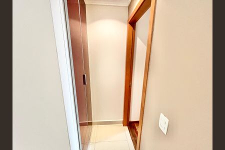 Apartamento à venda com 127m², 3 quartos e 3 vagasCorredor