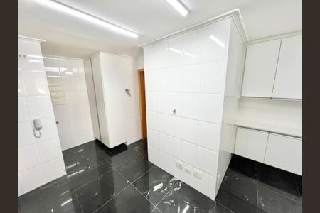 Apartamento à venda com 127m², 3 quartos e 3 vagasCozinha