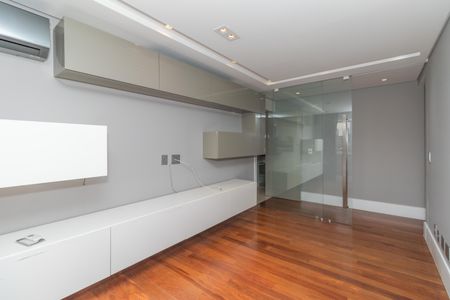 Apartamento para alugar com 210m², 4 quartos e 3 vagasEscritório