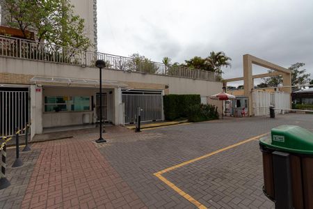 Apartamento para alugar com 210m², 4 quartos e 3 vagasPortaria