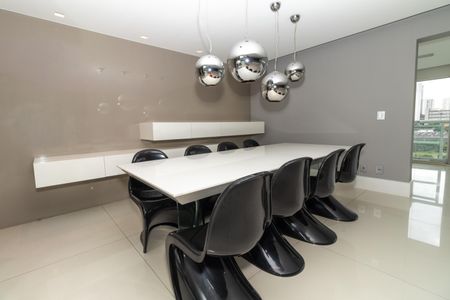 Apartamento para alugar com 210m², 4 quartos e 3 vagasSala