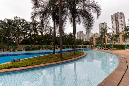 Apartamento para alugar com 210m², 4 quartos e 3 vagasÁrea Comum - Piscina