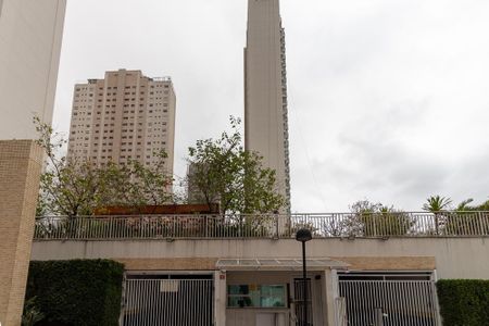 Apartamento para alugar com 210m², 4 quartos e 3 vagasFachada e Portaria