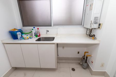 Apartamento para alugar com 210m², 4 quartos e 3 vagasÁrea de Serviço