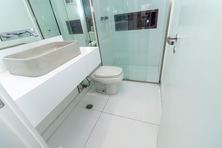 Apartamento para alugar com 210m², 4 quartos e 3 vagasBanheiro da Suíte 2