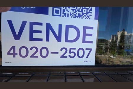 Apartamento à venda com 158m², 3 quartos e 2 vagasPlaquinha