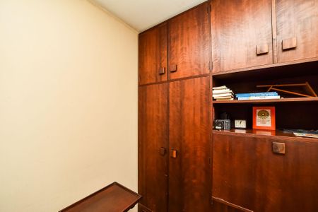 Apartamento à venda com 158m², 3 quartos e 2 vagasEscritório