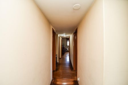 Apartamento à venda com 158m², 3 quartos e 2 vagasCorredor