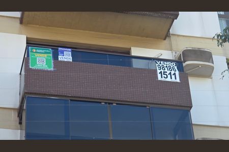 Apartamento à venda com 158m², 3 quartos e 2 vagasPlaquinha