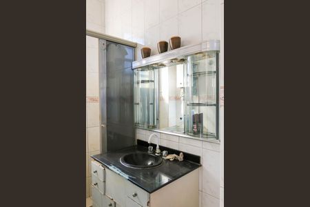 Apartamento para alugar com 69m², 2 quartos e sem vagaBanheiro