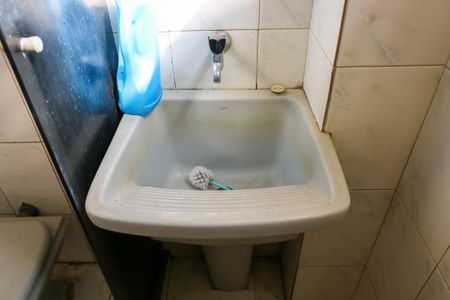 Apartamento para alugar com 69m², 2 quartos e sem vagaBanheiro