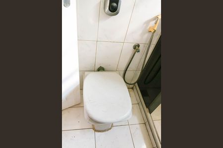 Apartamento para alugar com 69m², 2 quartos e sem vagaBanheiro