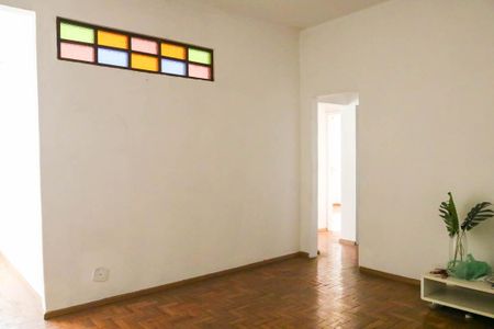Apartamento para alugar com 69m², 2 quartos e sem vagaSala