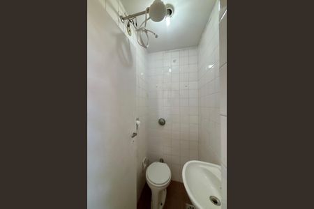 Apartamento para alugar com 83m², 2 quartos e 1 vaga Apartamento para alugar com 83m², 2 quartos e 1 vagaÁrea de serviço - banheiro