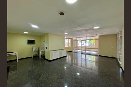 Apartamento para alugar com 83m², 2 quartos e 1 vaga Apartamento para alugar com 83m², 2 quartos e 1 vagaÁrea comum - salão de festas