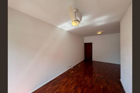 Apartamento para alugar com 83m², 2 quartos e 1 vaga Apartamento para alugar com 83m², 2 quartos e 1 vagaSala