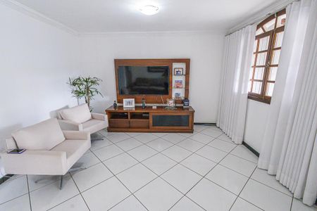 sala de casa à venda com 3 quartos, 360m² em Indaiá, Belo Horizonte