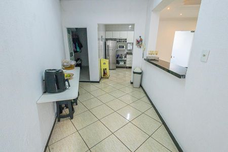 Casa à venda com 360m², 3 quartos e 3 vagascozinha