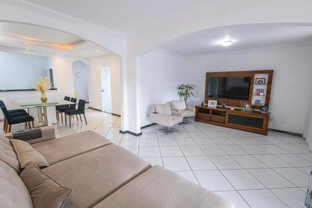 sala de casa à venda com 3 quartos, 360m² em Indaiá, Belo Horizonte
