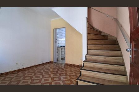 Casa à venda com 74m², 2 quartos e 1 vagaFoto 01