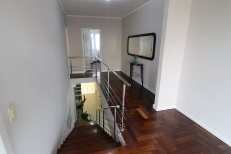 Casa à venda com 380m², 4 quartos e 5 vagasCorredor