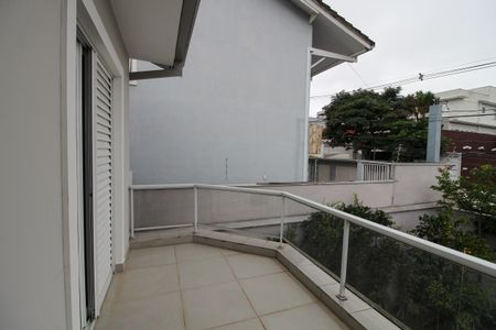 Casa à venda com 380m², 4 quartos e 5 vagasQuarto 2