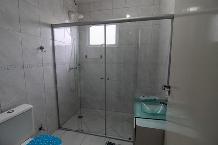 Casa à venda com 380m², 4 quartos e 5 vagasBanheiro do Quarto 3