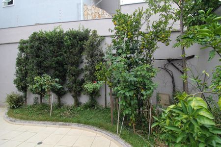 Casa à venda com 380m², 4 quartos e 5 vagasQuintal