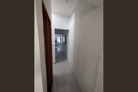 Casa à venda com 204m², 3 quartos e 6 vagasCorredor