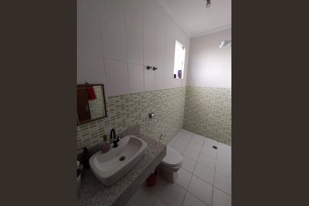 Casa à venda com 204m², 3 quartos e 6 vagasBanheiro