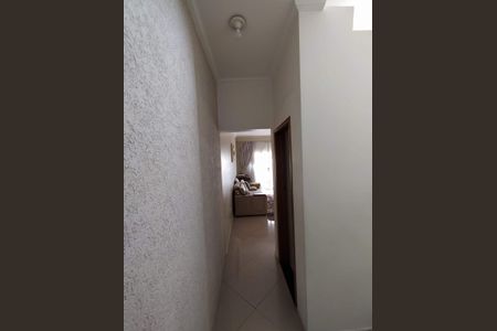 Casa à venda com 204m², 3 quartos e 6 vagasCorredor