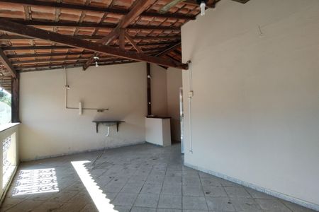 Casa de condomínio à venda com 110m², 3 quartos e 1 vaga Casa de condomínio à venda com 110m², 3 quartos e 1 vagaTerraço