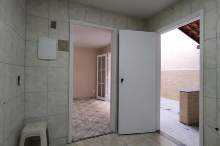 Casa de condomínio à venda com 110m², 3 quartos e 1 vaga Casa de condomínio à venda com 110m², 3 quartos e 1 vagaCozinha - Armários