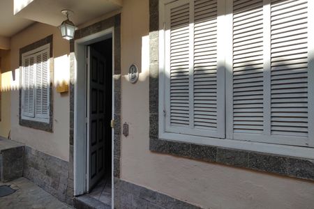 Casa de condomínio à venda com 110m², 3 quartos e 1 vaga Casa de condomínio à venda com 110m², 3 quartos e 1 vagaFachada da Casa