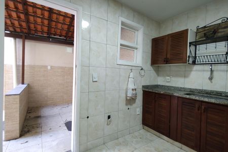 Casa de condomínio à venda com 110m², 3 quartos e 1 vaga Casa de condomínio à venda com 110m², 3 quartos e 1 vagaCozinha - Armários