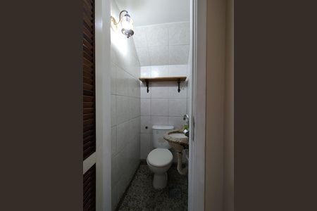 Casa de condomínio à venda com 110m², 3 quartos e 1 vagaLavabo