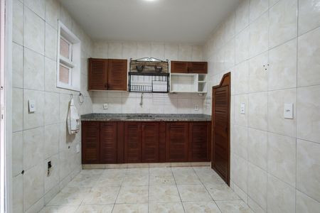 Casa de condomínio à venda com 110m², 3 quartos e 1 vaga Casa de condomínio à venda com 110m², 3 quartos e 1 vagaCozinha - Armários
