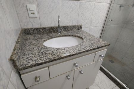 Casa de condomínio à venda com 110m², 3 quartos e 1 vaga Casa de condomínio à venda com 110m², 3 quartos e 1 vagaBanheiro Social