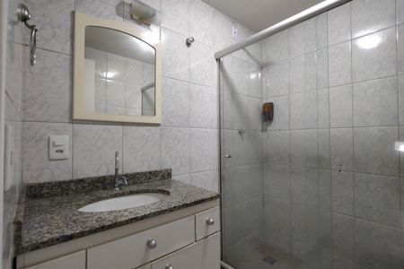 Casa de condomínio à venda com 110m², 3 quartos e 1 vaga Casa de condomínio à venda com 110m², 3 quartos e 1 vagaBanheiro Social