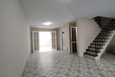 Sala de casa de condomínio à venda com 3 quartos, 110m² em Taquara, Rio de Janeiro