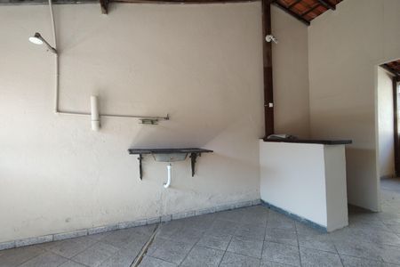 Casa de condomínio à venda com 110m², 3 quartos e 1 vaga Casa de condomínio à venda com 110m², 3 quartos e 1 vagaTerraço
