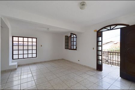 Sala Ambientes de casa para alugar com 3 quartos, 100m² em Santa Cruz, Belo Horizonte