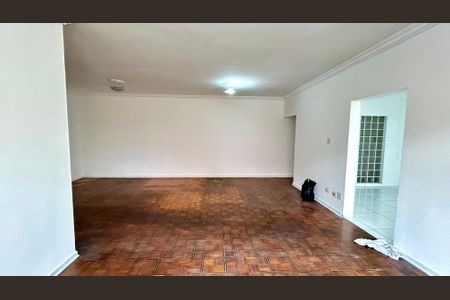 Apartamento para alugar com 140m², 3 quartos e sem vagaSala