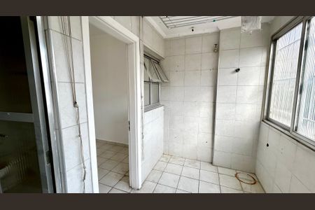 Apartamento para alugar com 140m², 3 quartos e sem vagaÁrea de Serviço